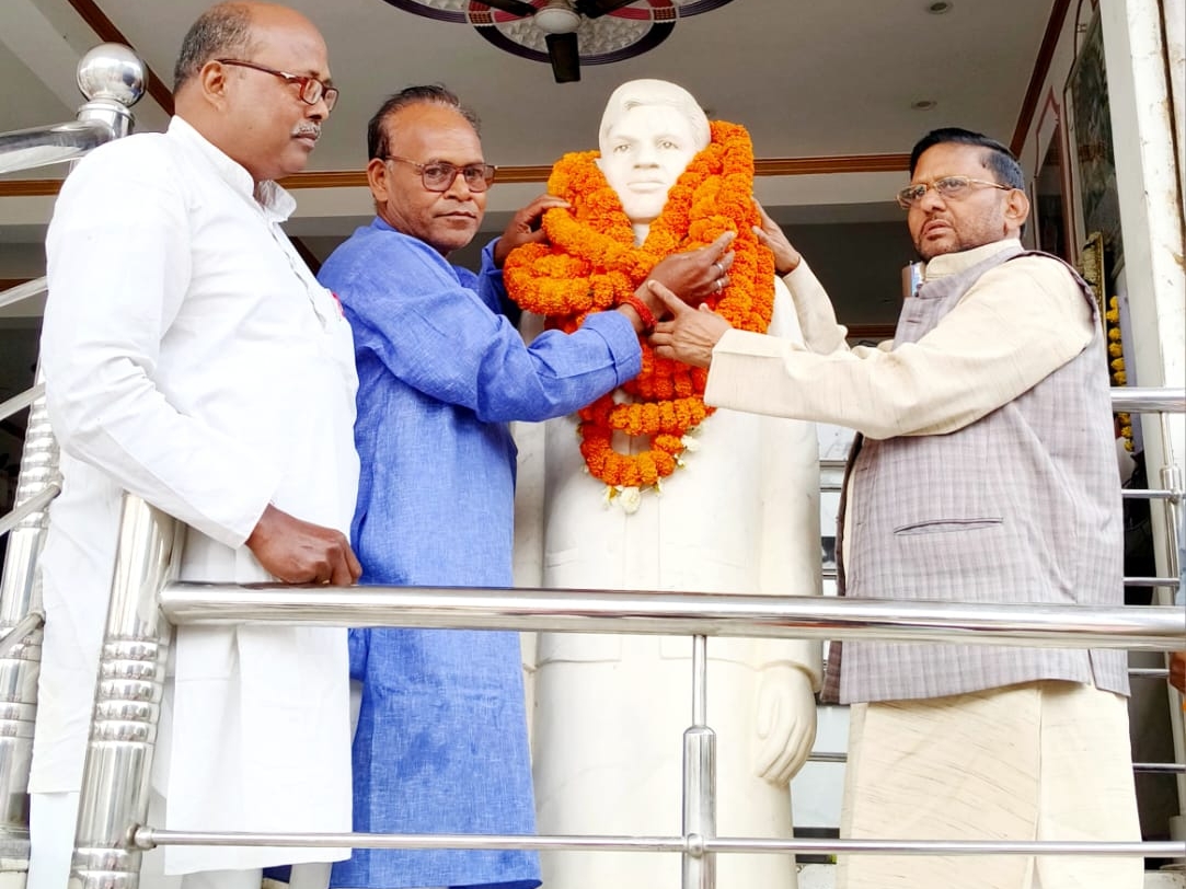 Apna Dal founding member Surendra Patel remembered | अपना दल के ...