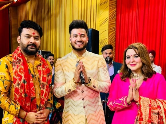 मनी लाडला के साथ कपिल और गिन्नी। - Dainik Bhaskar