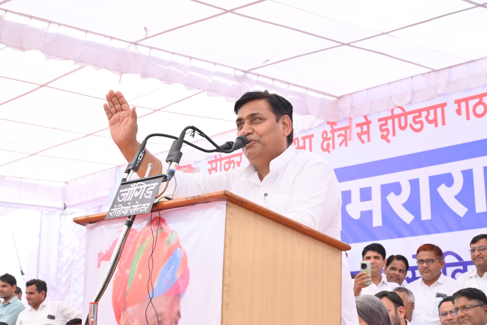 पीसीसी चीफ गोविंद सिंह डोटासरा ने मुख्यमंत्री भजनलाल को राजस्थान का भाषण, भ्रमण और भ्रमित करने वाला सीएम बताया।