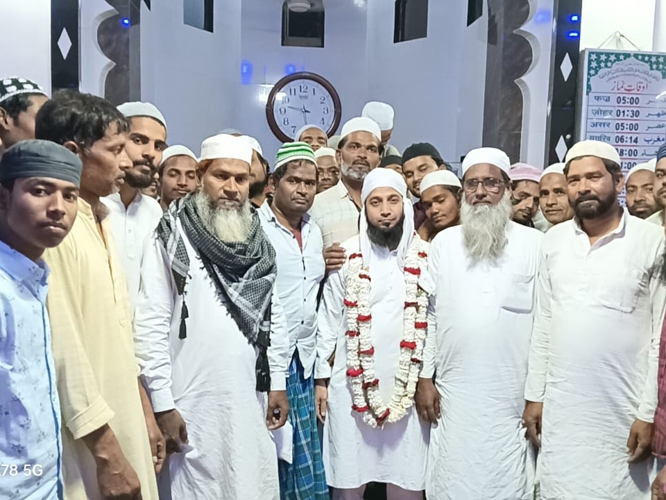 Pray for forgiveness in the house of Allah by fasting. | रोजा रखकर करें ...