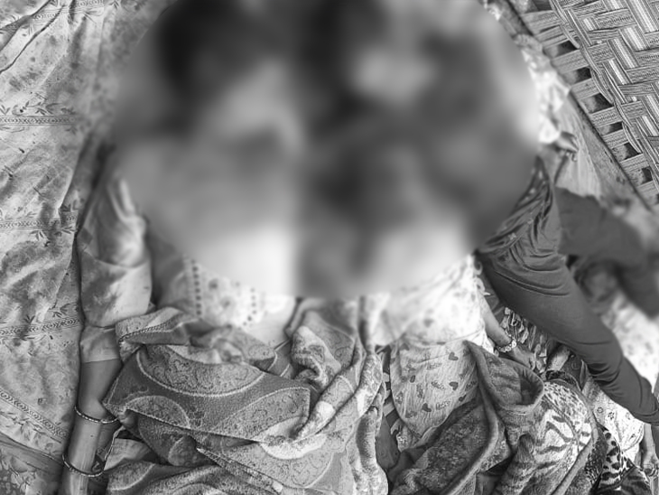 गुरुवार रात को पत्नी और 3 बेटियों की गला रेतकर हत्या कर दी थी।