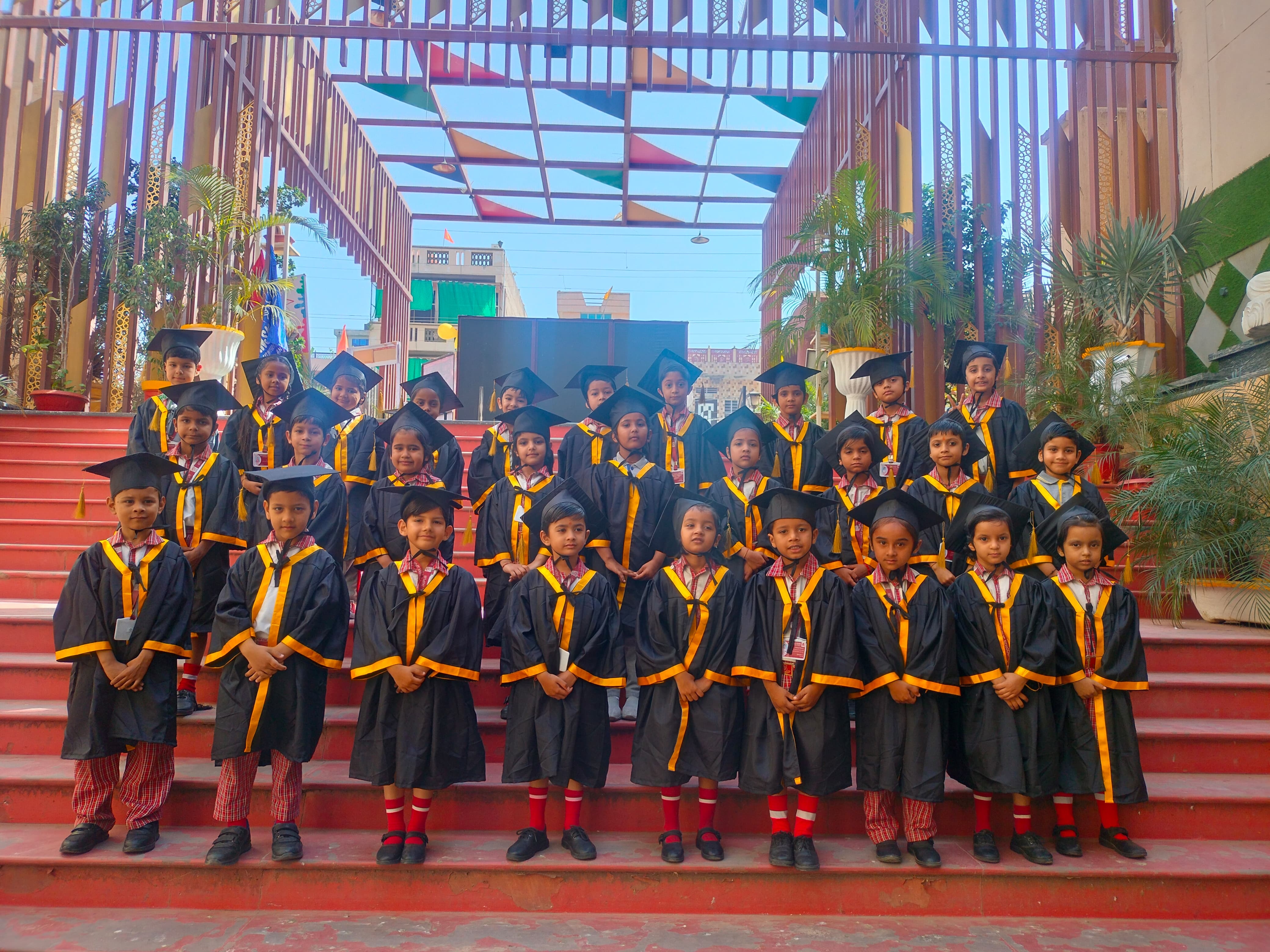 Rajasthan News, Graduation ceremony organized in school
