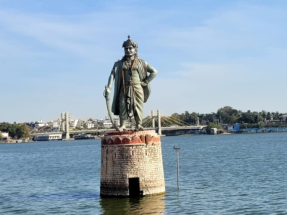 भोपाल में अप्रैल के पहले दिन 37.5 डिग्री सेल्सियस तापमान दर्ज किया गया। - Dainik Bhaskar