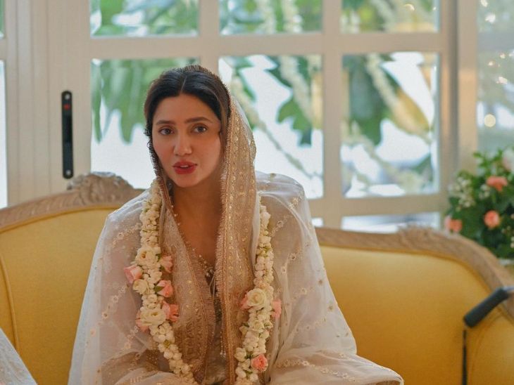 પાકિસ્તાની અભિનેત્રી Mahira Khan પોતાના લગ્નની વાત શેર કરી. તેણે કહ્યું, મારા લગ્નમાં ડીજે અને વેઈટર સહિત બધા જ રડ્યા હતા 3 untitled design 2023 10 05t1557020891696501657 1712214508