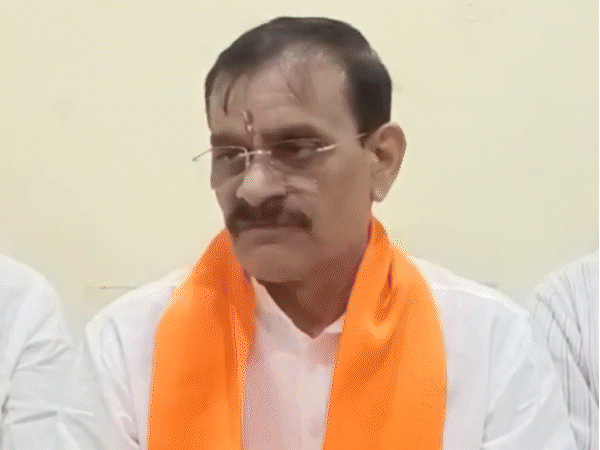 बैतूल से प्रत्याशी केशोराव उईके और दमोह से 2 निर्दलीय रामभजन बंसल और अमित दुबे रामजी ने नामांकन वापस लिया। - Dainik Bhaskar