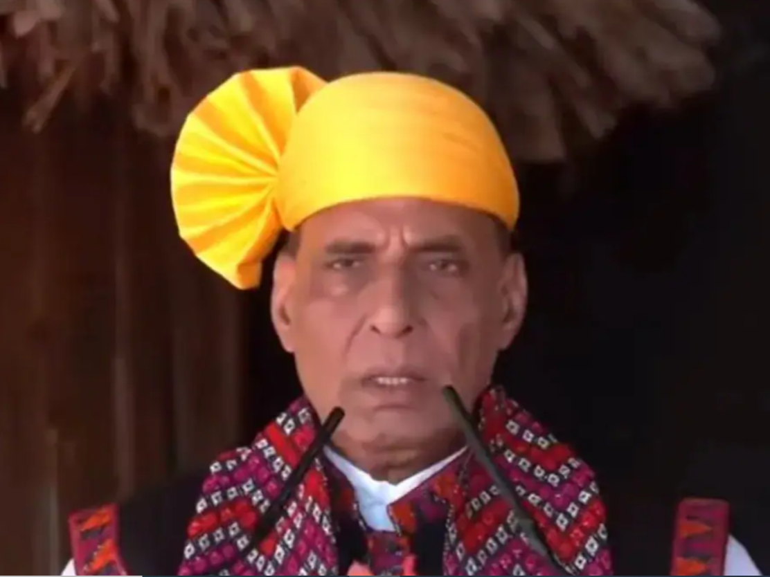 राजनाथ सिंह ने कहा कि भारत सभी पड़ोसी देशों के साथ अच्छे संबंध चाहता है। - Dainik Bhaskar