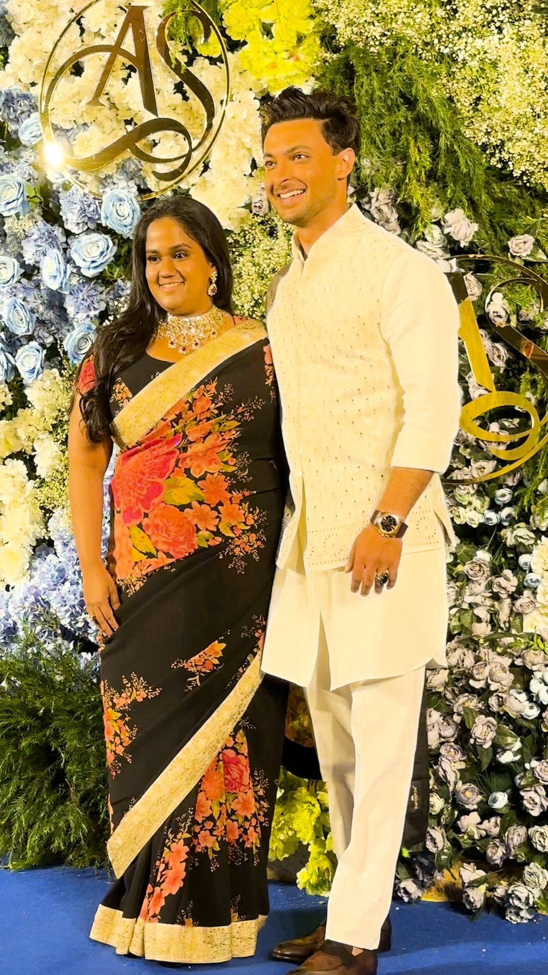 अर्पिता खान और आयुष शर्मा साथ में पहुंचे।