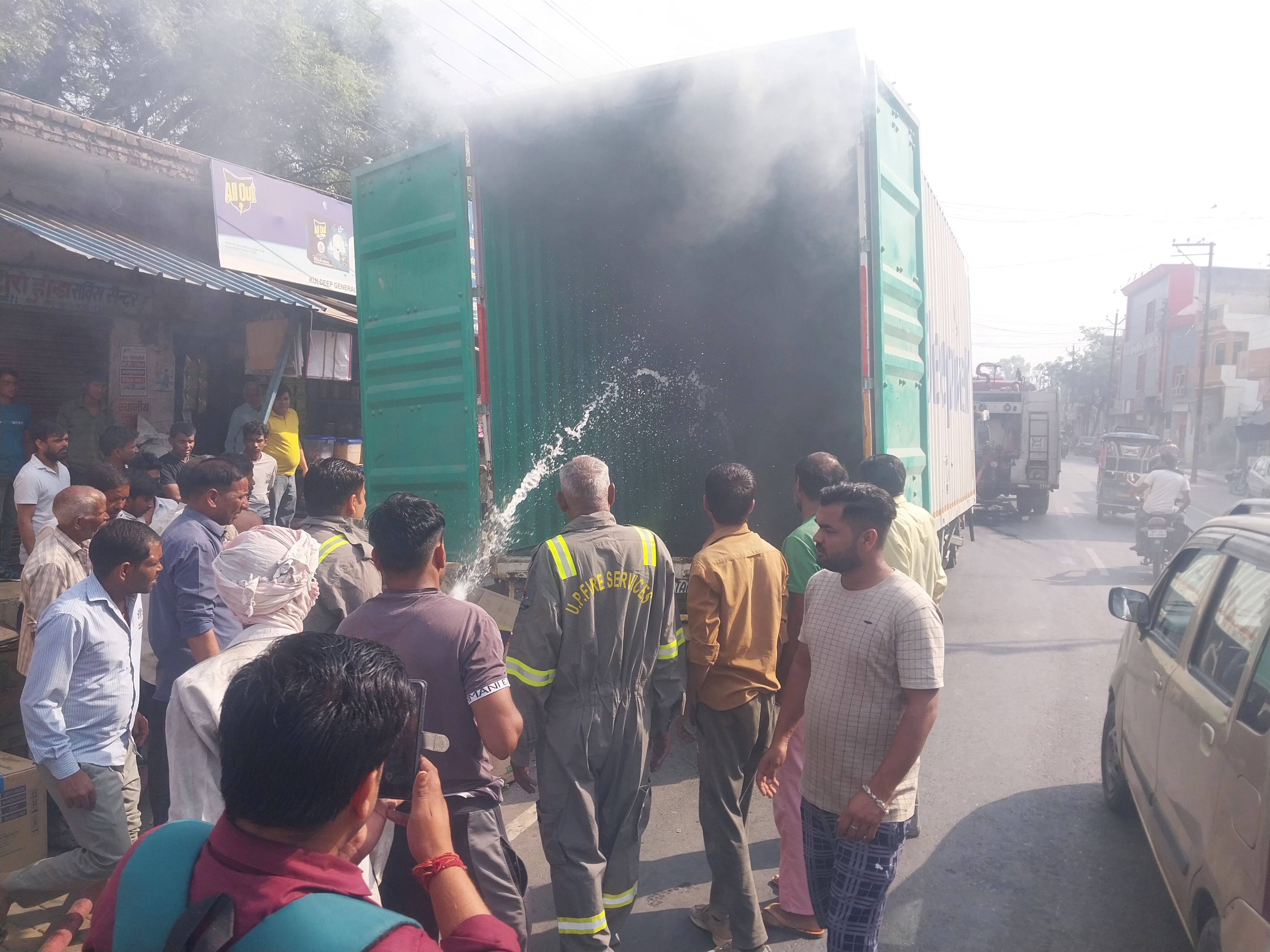 A truck loaded with chips packets collided with an electric pole ...