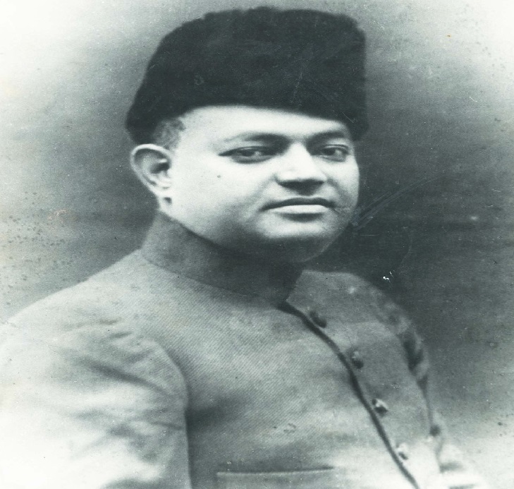 ये तस्वीर असदुद्दीन ओवैसी के दादा अब्दुल वहीद ओवैसी की है, जिन्होंने ओवैसी परिवार में पहली बार MIM प्रमुख का पद संभाला था।