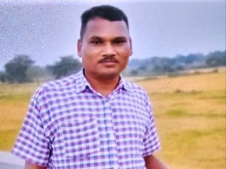 मैसेज डालने वाले कर्मचारी जीतू राम ध्रुव।