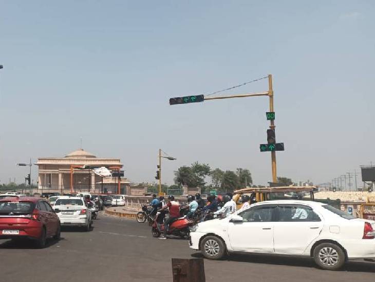 heat, sunshine, strong wind, UP weather, Lucknow weather, western