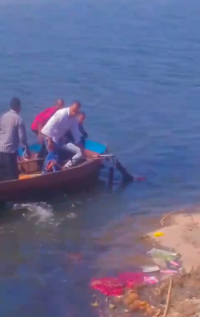 A young man who went to take a bath in the backwaters died by drowning ...