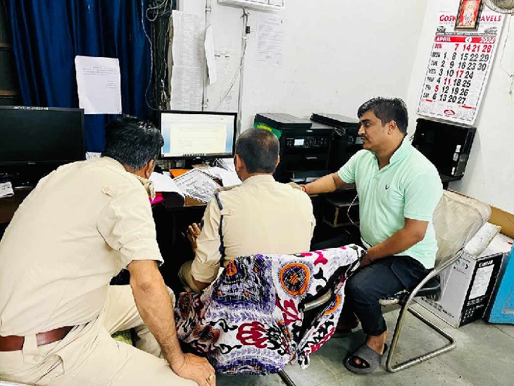धार्मिक भावनाएं आहत करने सोशल मीडिया में वायरल किया आपत्तिजनक पोस्ट। - Dainik Bhaskar