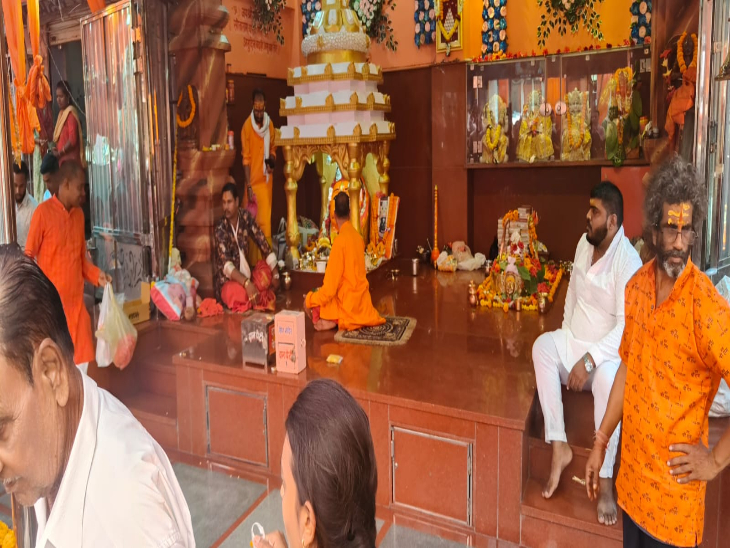 बिलासपुर में हनुमान जी की जा रही पूजा अर्चना