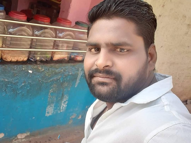 रामसिंह ठाकुर की पुरानी तस्वीर। - Dainik Bhaskar