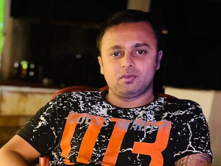 अमित हलधर।