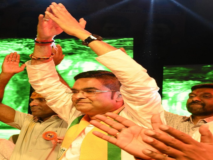 अपने विवादित बयान के चलते जमकर ट्रोल हो रहे विधायक