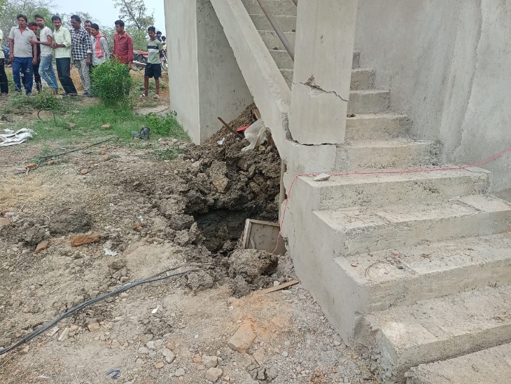 सब्जी फॉर्म हाउस में ट्यूबवेल चालू करने के दौरान धमाका।