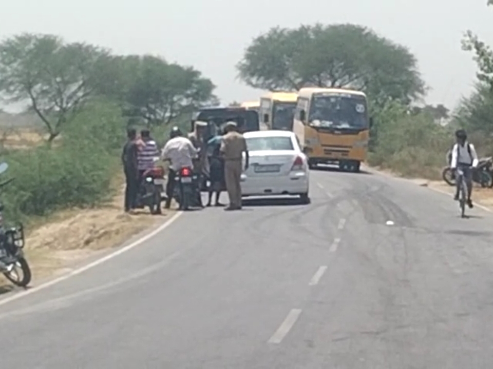 Sister dies in a road accident in Fatehpur, brother injured | फतेहपुर ...