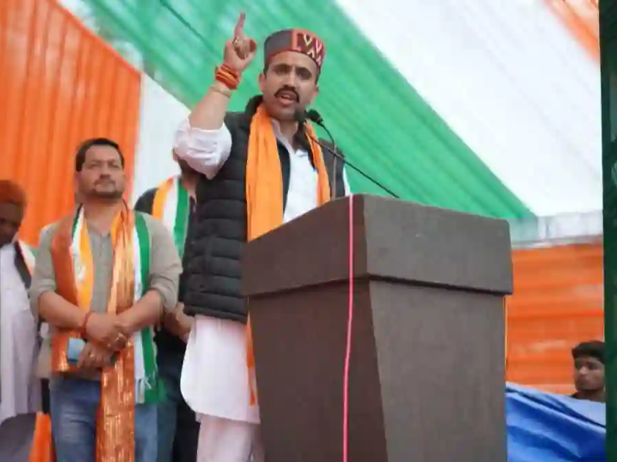 मंडी सीट से कांग्रेस प्रत्याशी विक्रमादित्य सिंह। - Dainik Bhaskar