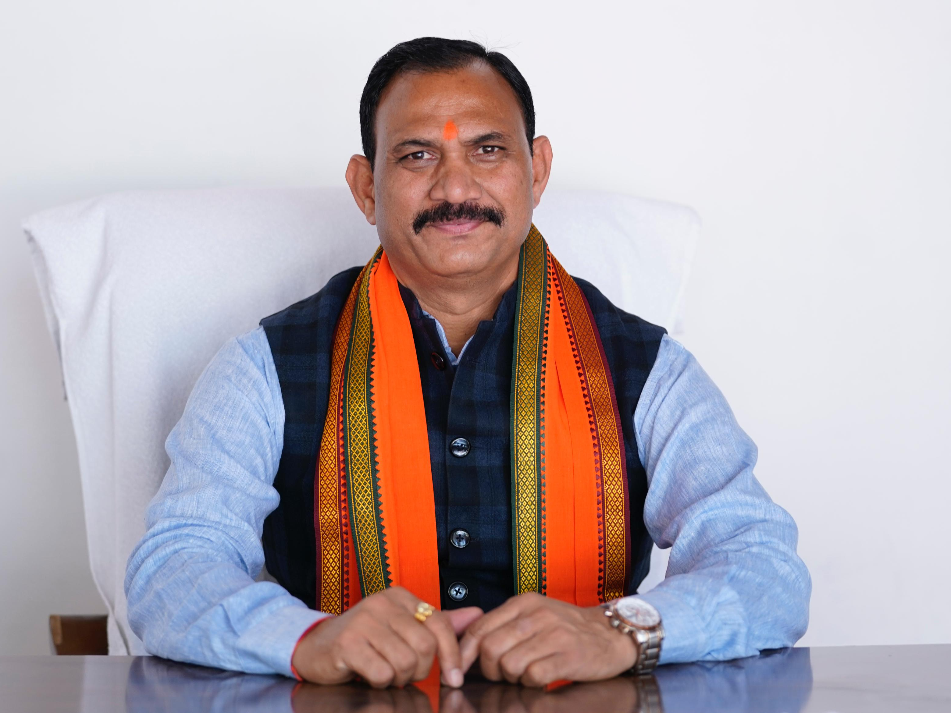 स्वास्थ्य मंत्री श्याम बिहारी जायसवाल। - Dainik Bhaskar