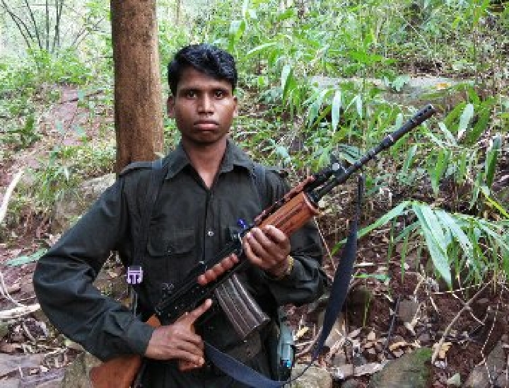 नक्सली मंगल मड़काम कई मुठभेड़ में था शामिल।