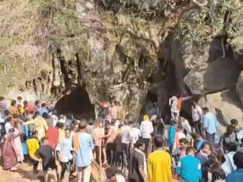 Chhattisgarh Khairagarh Mandeep Khol Cave