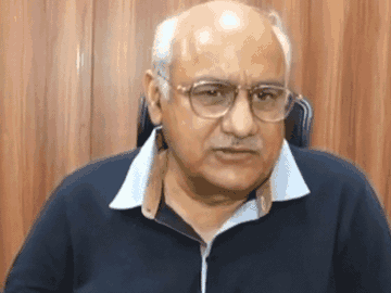 दोनों विधायकों को जजपा के कार्यालय सचिव रणधीर सिंह की ओर से नोटिस जारी किया गया है।