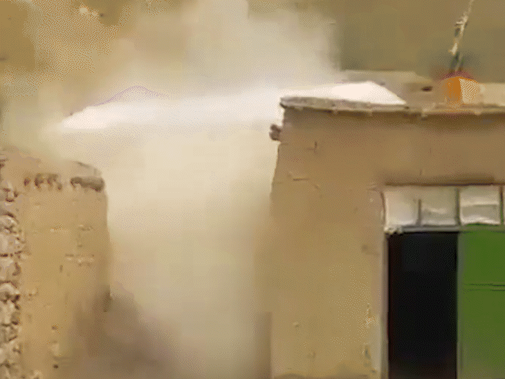 अफगानिस्तान के बदख्शां, घोर, बगलान और हेरात में 2000 से ज्यादा घर बहे। - Dainik Bhaskar