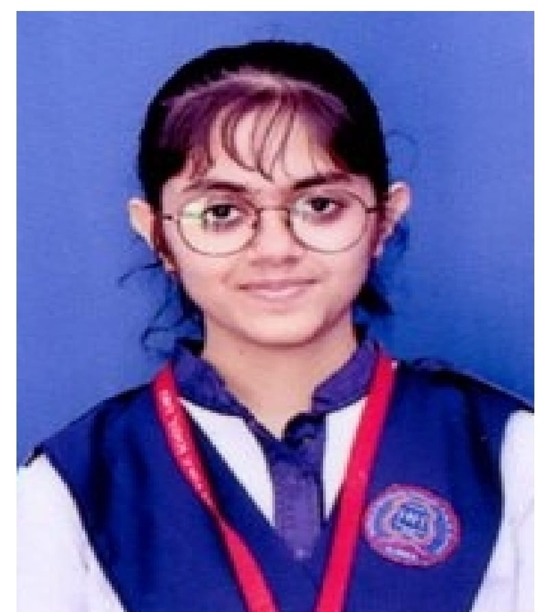 अजमेर के एचकेएच पब्लिक स्कूल की हर्षिता रामचंदानी पुत्री ठाकुर रामचंदानी-धनवंती राजवानी ने 96.2% मार्क्स हासिल किए।