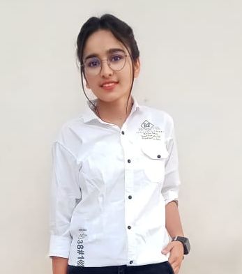 अजमेर के नेहरू विद्या मंदिर निकेतन गोविन्दगढ़ स्कूल की आर्ट़स स्टूडेन्ट मनीषा पुत्री जयराम चौधरी ने 94.20 प्रतिशत मार्क्स हासिल किए।