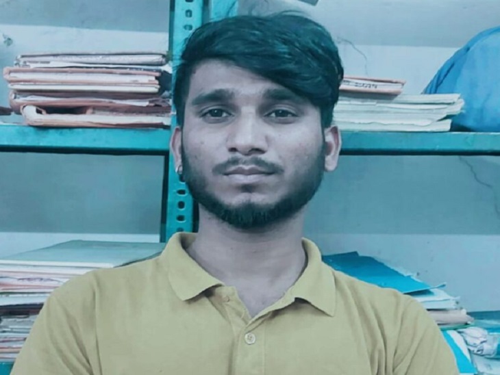 गिरफ्तार आरोपी मुकेश चौहान - Dainik Bhaskar