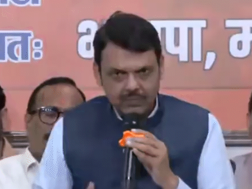 Maharashtra Election Result 2021; Devendra Fadnavis | BJP NCP Shiv Sena  Seats | फडणवीस की डिप्टी सीएम पद छोड़ने की पेशकश: महाराष्ट्र में BJP को  केवल 9 सीट मिलीं; पिछली बार 23