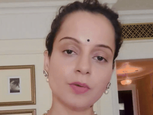 Kangana Ranaut released a video after the incident. In which she told what happened during the incident.