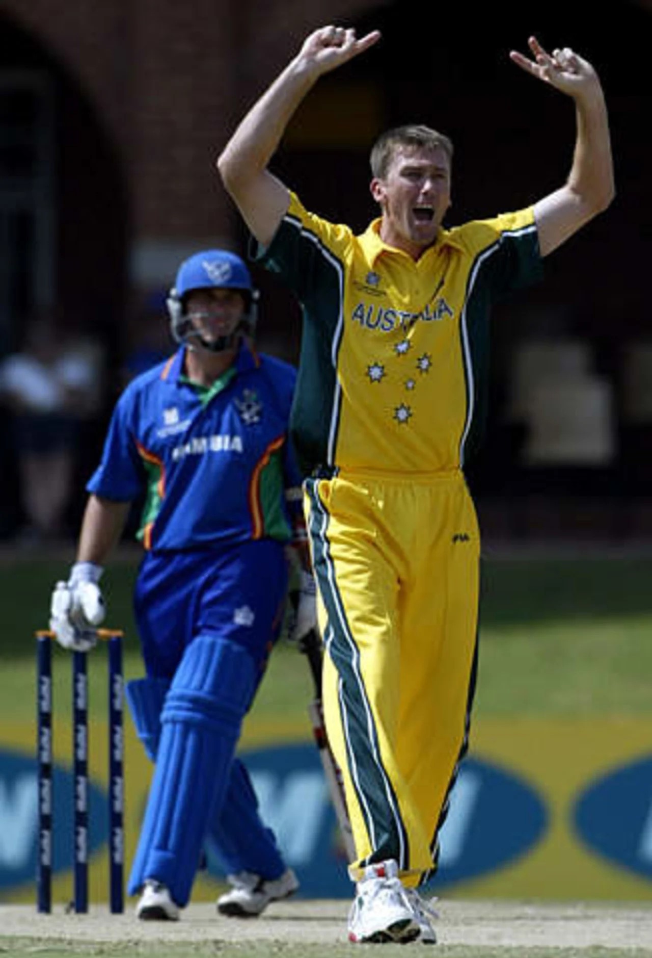 ग्लेन मैक्ग्रा ने इस मैच में 15 रन देकर 7 विकेट झटके और प्लेयर ऑफ द मैच चुने गए थे।