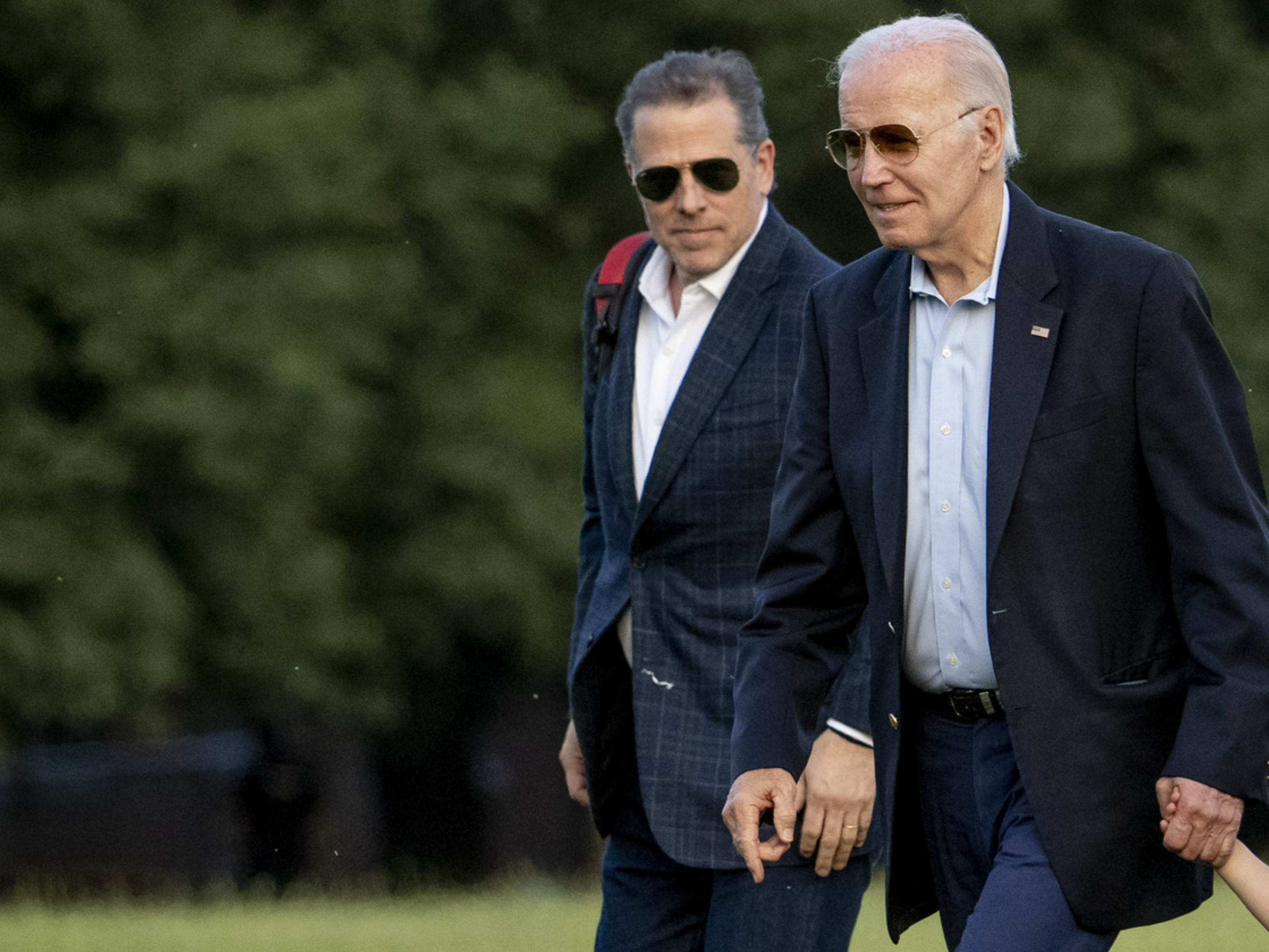 हंटर, जो बाइडेन के दूसरे बेटे हैं। उनके एक बेटे बीयू की मई 2015 में ब्रेन कैंसर के चलते मौत हो गई थी। - Dainik Bhaskar