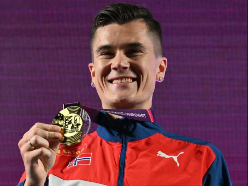 जैकब ने 3 मिनट 31.95 सेकंड के चैंपियनशिप टाइम के साथ पहला स्थान हासिल किया।