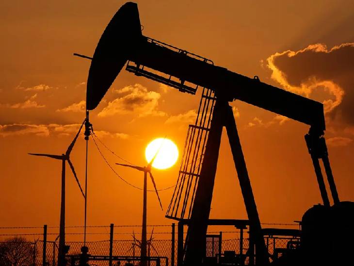 घरेलू स्तर पर उत्पादन होने वाले क्रूड ऑयल के एक्सपोर्ट पर सरकार ने पहली बार 1 जुलाई 2022 से विंडफॉल टैक्स लगाना शुरू किया था। - Dainik Bhaskar