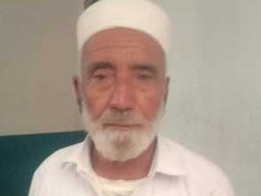 तस्वीर 72 साल के हबीब खान की है, जो 12 साल की बच्ची को खरीदा था। - Dainik Bhaskar