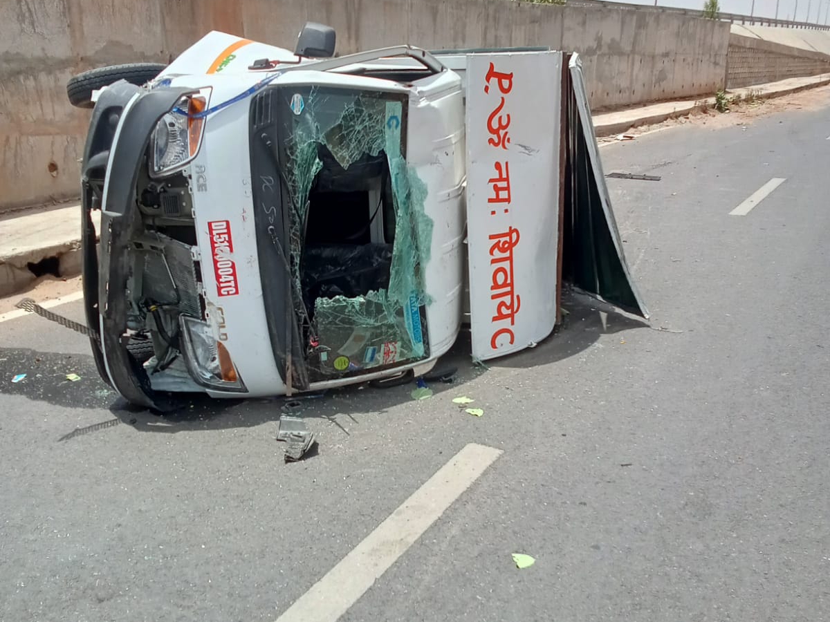 Haryana Truck car Accident mother and daughter including 3 died ...