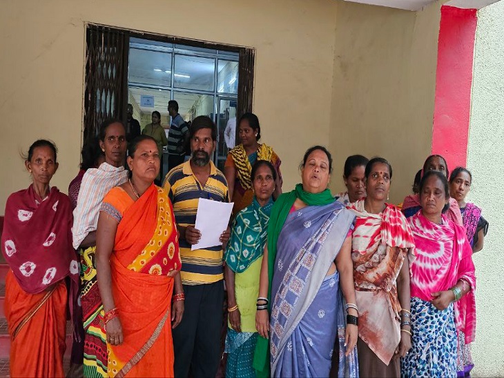 महिला सफाई कर्मी शिकायत लेकर पहुंची निगम आयुक्त के पास