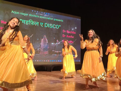 Doctors Day celebration took place amidst dance and fun | डांस मस्ती के ...