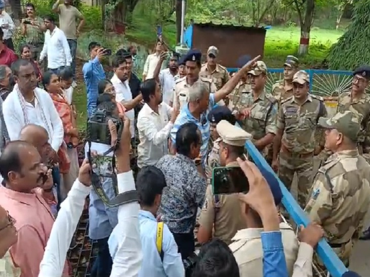 टीए बिल्डिंग में अंदर जाने के लिए सुरक्षा कर्मियों से हुई धक्कामुक्की