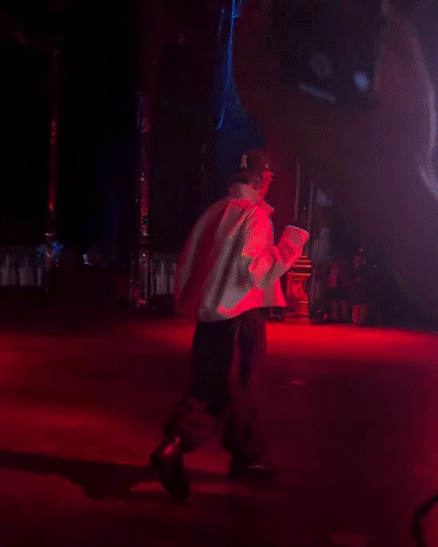 A video of Shehnaaz Gill has also surfaced from the sangeet ceremony, in which she is seen hooting loudly at the entry of Justin Bieber.