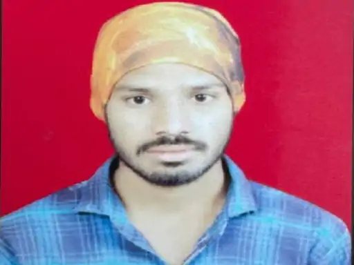 दिनेश आदिल, मृतक की फाइल फोटो