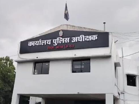 कोरबा जिले में ससुर ने किया बहू से दुष्कर्म। पुलिस ने आरोपी को गिरफ्तार कर लिया है।