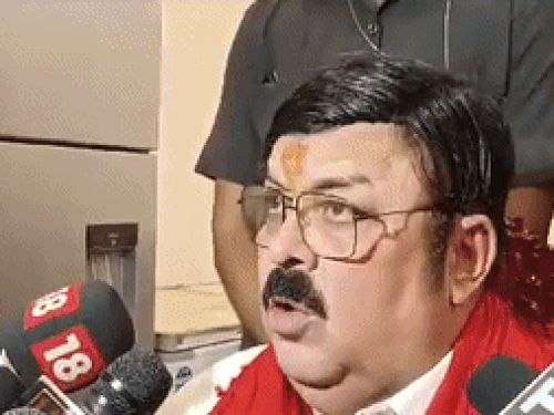 Former Punjab BJP Chief Receives Threat : Complaint Against Voice Message |  Amritsar | पंजाब भाजपा के पूर्व प्रधान को हत्या की धमकी: ऑडियो भेजकर कहा- श्वेत  मलिक को गोली मारनी है,