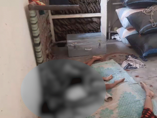 महिला और दो बेटों की लाशें घर पर जबकि पति का शव रेलवे ट्रैक पर मिला। - Dainik Bhaskar