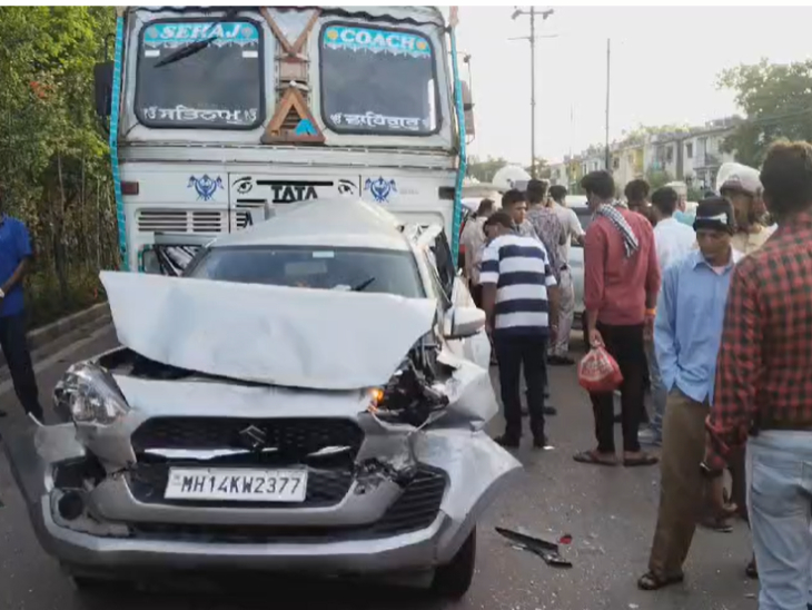 Chhattisgarh Accident between 2 trucks and 3 cars in Raipur