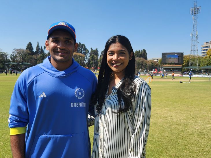 तुषार पांडे ने अपनी पत्नी के सामने डेब्यू कैप ली.